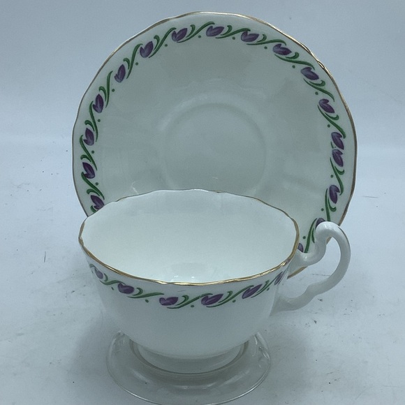 Vintage Mayfair England Bone China Teacup and Saucer with Purple Flowers - Picture 1 of 9